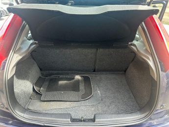 FORD FOCUS 1.8i 16v LX Hatchback 5dr Petrol Manual (sun roof) (181 g/km, 11
