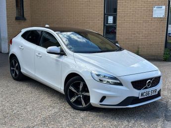 Volvo V40 2.0 D2 R-Design Nav Plus Hatchback 5dr Diesel Manual Euro 6 (s/s