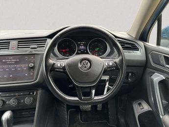 VOLKSWAGEN TIGUAN ALLSPACE 2.0 TDI SE Nav SUV 5dr Diesel DSG Euro 6 (s/s) (150 ps)