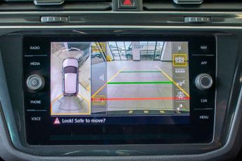 VOLKSWAGEN TIGUAN 2.0 TDI R-Line Tech SUV 5dr Diesel DSG 4Motion Euro 6 (s/s) (150
