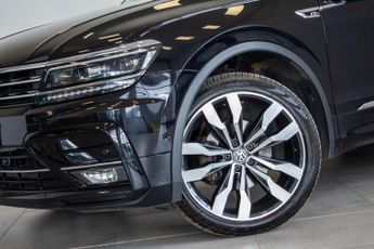 VOLKSWAGEN TIGUAN 2.0 TDI R-Line Tech SUV 5dr Diesel DSG 4Motion Euro 6 (s/s) (150