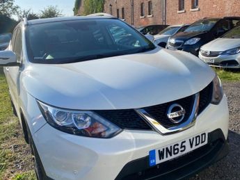 Nissan Qashqai 1.6 dCi n-tec+ SUV 5dr Diesel XTRON 2WD Euro 6 (s/s) (130 ps)