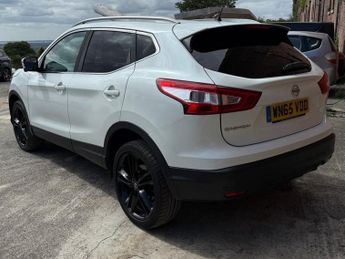 NISSAN QASHQAI 1.6 dCi n-tec+ SUV 5dr Diesel XTRON 2WD Euro 6 (s/s) (130 ps)