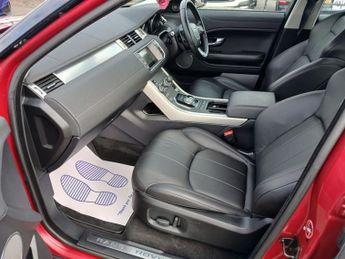 LAND ROVER RANGE ROVER EVOQUE 2.0 TD4 SE Tech SUV 5dr Diesel Auto 4WD Euro 6 (s/s) (180 ps)