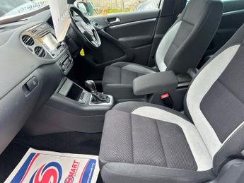 VOLKSWAGEN TIGUAN 2.0 TDI BlueMotion Tech R-Line SUV 5dr Diesel DSG 4WD Euro 5 (s/