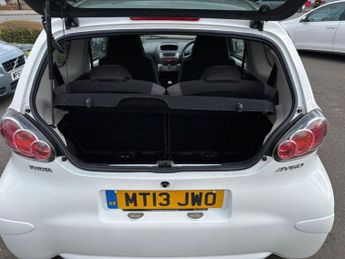 TOYOTA AYGO 1.0 VVT-i Fire Hatchback 3dr Petrol Manual Euro 5 (67 ps)