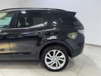 LAND ROVER DISCOVERY SPORT 2.0 TD4 HSE Luxury SUV 5dr Diesel Auto 4WD Euro 6 (s/s) (180 ps)
