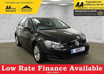VOLKSWAGEN GOLF 1.6 TDI BlueMotion Tech SE Hatchback 5dr Diesel DSG Euro 5 (s/s)