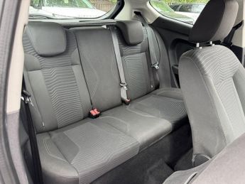 FORD FIESTA 1.6 Zetec Hatchback 3dr Petrol Powershift Euro 6 (105 ps)