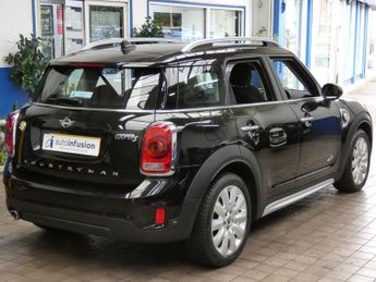MINI COUNTRYMAN 1.5 7.6kWh GPF Cooper SE SUV 5dr Petrol Plug-in Hybrid Auto ALL4