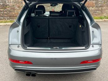 AUDI Q3 2.0 TFSI S line SUV 5dr Petrol S Tronic quattro Euro 5 (s/s) (17