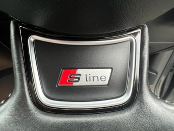 AUDI Q3 2.0 TFSI S line SUV 5dr Petrol S Tronic quattro Euro 5 (s/s) (17