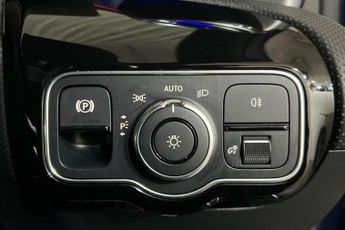 MERCEDES-BENZ A-CLASS 1.3 A200 AMG Line Edition (Executive) Hatchback 5dr Petrol 7G-DC