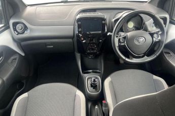 TOYOTA AYGO 1.0 VVT-i x-trend Hatchback 5dr Petrol x-shift Euro 6 (Safety Se