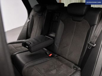 AUDI Q5 2.0 TDI 40 Black Edition SUV 5dr Diesel S Tronic quattro Euro 6 