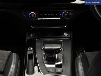 AUDI Q5 2.0 TDI 40 Black Edition SUV 5dr Diesel S Tronic quattro Euro 6 