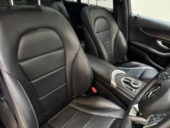 MERCEDES-BENZ C-CLASS 2.0 C200 AMG Line (Premium) Estate 5dr Petrol G-Tronic+ Euro 6 (