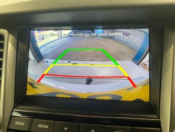 HYUNDAI TUCSON 2.0 CRDi Premium SUV 5dr Diesel Auto 4WD Euro 6 (185 ps)