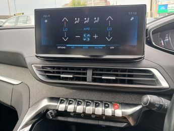 PEUGEOT 5008 1.5 BlueHDi Allure Premium SUV 5dr Diesel EAT Euro 6 (s/s) (130 