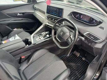 PEUGEOT 5008 1.5 BlueHDi Allure Premium SUV 5dr Diesel EAT Euro 6 (s/s) (130 
