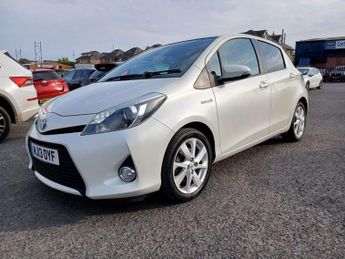 TOYOTA YARIS 1.5 VVT-h T Spirit Hatchback 5dr Petrol Hybrid CVT Euro 5 (101 p