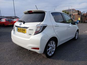 TOYOTA YARIS 1.5 VVT-h T Spirit Hatchback 5dr Petrol Hybrid CVT Euro 5 (101 p