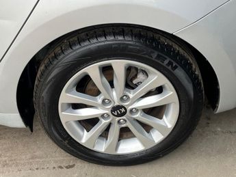 KIA CEED 1.6 CRDi 2 Sportswagon 5dr Diesel DCT Euro 6 (s/s) (134 bhp)