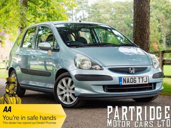 Honda Jazz 1.4 i-DSI SE Hatchback 5dr Petrol Manual (137 g/km, 82 bhp)