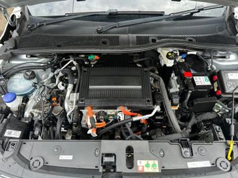 VAUXHALL Corsa Electric 50kWh Elite Premium Hatchback 5dr Electric Auto (136 ps)