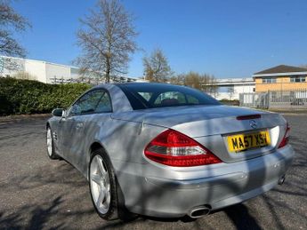 MERCEDES-BENZ SL 3.5 SL350 Convertible 2dr Petrol 7G-Tronic (246 g/km, 272 bhp) -