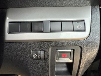 PEUGEOT E- Traveller 75kWh Allure Long MPV 5dr Electric Auto LWB (8 Seat, 7.4kW Charg