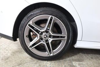 MERCEDES-BENZ CLA 2.0 CLA220d AMG Line (Premium 2) Coupe 8G-DCT Euro 6 (s/s) 4dr