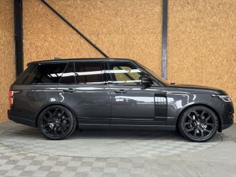 LAND ROVER RANGE ROVER 4.4 SD V8 Autobiography SUV 5dr Diesel Auto 4WD Euro 6 (s/s) (33