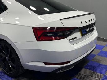 SKODA SUPERB 2.0 TSI SportLine Plus Hatchback 5dr Petrol DSG Euro 6 (s/s) (19