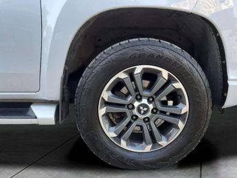 MITSUBISHI L200 2.2 DI-D DC Warrior Pickup Double Cab 4dr Diesel Auto 4WD Euro 6