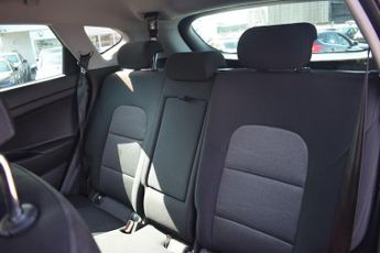 HYUNDAI TUCSON 1.6 T-GDi SE Nav SUV 5dr Petrol DCT Euro 6 (s/s) (177 ps)