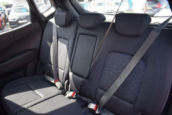 HYUNDAI IX20 1.6 SE Nav Hatchback 5dr Petrol Auto Euro 6 (125 ps)