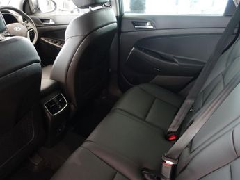 HYUNDAI TUCSON 1.6 T-GDi Premium SUV 5dr Petrol DCT Euro 6 (s/s) (177 ps)
