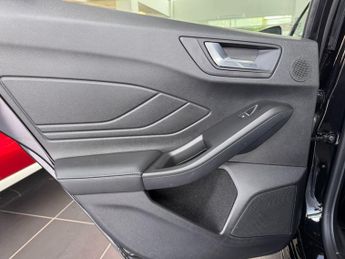 FORD FOCUS 1.0T EcoBoost MHEV ST-Line Vignale Hatchback 5dr Petrol Hybrid D