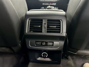 AUDI Q5 2.0 TDI 40 S line SUV 5dr Diesel S Tronic quattro Euro 6 (s/s) (