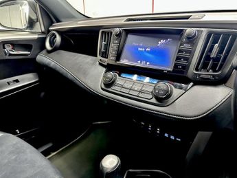 TOYOTA RAV4 2.5 VVT-h Icon SUV 5dr Petrol Hybrid CVT 4WD Euro 6 (s/s) (197 p