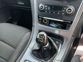 FORD MONDEO 2.0 TDCi Titanium Hatchback 5dr Diesel Manual Euro 5 (163 ps)