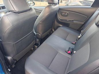 TOYOTA YARIS 1.5 VVT-h Excel Hatchback 5dr Petrol Hybrid E-CVT Euro 6 (15in A