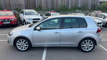 VOLKSWAGEN GOLF 2.0 TDI GT (Leather) Hatchback 5dr Diesel DSG Euro 5 (140 ps)