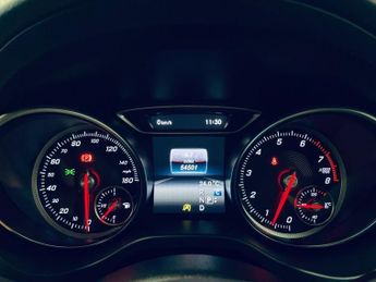 MERCEDES-BENZ GLA 1.6 GLA180 Urban Edition SUV 5dr Petrol 7G-DCT Euro 6 (s/s) (122