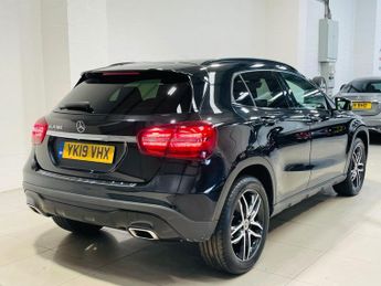 MERCEDES-BENZ GLA 1.6 GLA180 Urban Edition SUV 5dr Petrol 7G-DCT Euro 6 (s/s) (122