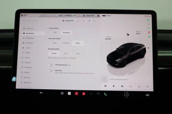 TESLA MODEL Y (Dual Motor) Long Range Auto 4WDE 5dr