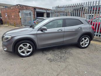 MERCEDES-BENZ GLA 2.1 GLA220d Sport (Executive) SUV 5dr Diesel 7G-DCT 4MATIC Euro 