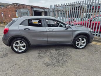 MERCEDES-BENZ GLA 2.1 GLA220d Sport (Executive) SUV 5dr Diesel 7G-DCT 4MATIC Euro 