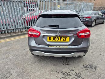 MERCEDES-BENZ GLA 2.1 GLA220d Sport (Executive) SUV 5dr Diesel 7G-DCT 4MATIC Euro 